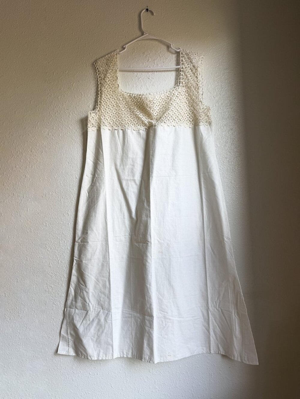 Antique 1920's Vintage Lace & Linen Dress - Picture 2 of 7